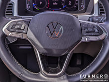 2022 Volkswagen Atlas Cross Sport HIGHLINE LEATHER INTERIOR / ALL WHEEL DRIVE / HEATED AND VENTED FRONT SEATS