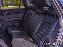 2022 Volkswagen Atlas Cross Sport HIGHLINE LEATHER INTERIOR / ALL WHEEL DRIVE / HEATED AND VENTED FRONT SEATS