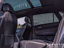 2022 Volkswagen Atlas Cross Sport HIGHLINE LEATHER INTERIOR / ALL WHEEL DRIVE / HEATED AND VENTED FRONT SEATS