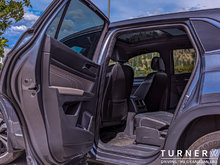 2022 Volkswagen Atlas Cross Sport HIGHLINE LEATHER INTERIOR / ALL WHEEL DRIVE / HEATED AND VENTED FRONT SEATS