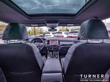 2024 Volkswagen Atlas Cross Sport EXECLINE LEATHER SEATS / ALL WHEEL DRIVE / HEATED & COOLED SEATS