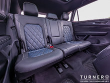 2024 Volkswagen Atlas Cross Sport EXECLINE LEATHER SEATS / ALL WHEEL DRIVE / HEATED & COOLED SEATS