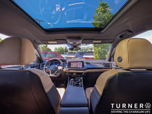 2024 Volkswagen Atlas Cross Sport HIGHLINE FORMER DEMO UNIT / LOW KILOMETERS / BEIGE INTERIOR