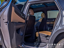 2024 Volkswagen Atlas Cross Sport HIGHLINE FORMER DEMO UNIT / LOW KILOMETERS / BEIGE INTERIOR