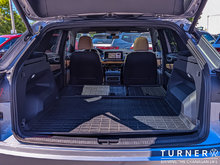 2024 Volkswagen Atlas Cross Sport HIGHLINE FORMER DEMO UNIT / LOW KILOMETERS / BEIGE INTERIOR