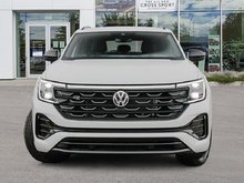 2025 Volkswagen Atlas Cross Sport Comfortline R-Line Black Edition