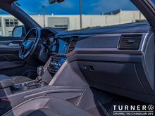 2020 Volkswagen Atlas CROSS SPORT EXECLINE 3.6L V6 4MOTION LOCALLY DRIVEN / REMOTE START / V6 ENGINE