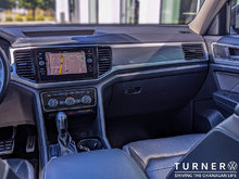 2023 Volkswagen Atlas HIGHLINE 3.6L V6 ENGINE / 3RD ROW SEATING / HEATED AND VENTILLATED LEATHER SEATS