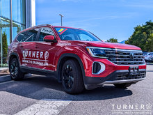 2024 Volkswagen Atlas HIGHLINE Former Demo Vehicle. Decals will be removed prior to final delivery.