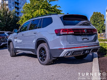 2024 Volkswagen Atlas PEAK EDITION ALL WHEEL DRIVE / 3RD ROW SEAT / TOW HITCH / REMOTE ENGINE START
