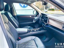 2024 Volkswagen Atlas Execline AWD is a premium full-size SUV Execline AWD is a premium full-size SUV