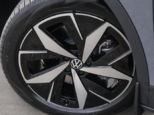 2024 Volkswagen ID.4 ID.4 Pro AWD $10,000 off (w/ Federal Rebate) + 0% Financing over 60 Mo + Free Winter Tire Package!