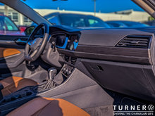 2024 Volkswagen Jetta HIGHLINE FRONT WHEEL DRIVE / BROWN INTERIOR / HEATED & COOLED LEATHER SEATS