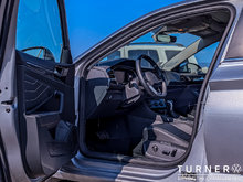2024 Volkswagen Jetta HIGHLINE FORMER TURNER SERVICE LAONER / FRONT WHEEL DRIVE / LEATHER SEATS