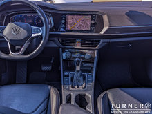2024 Volkswagen Jetta HIGHLINE FORMER TURNER SERVICE LAONER / FRONT WHEEL DRIVE / LEATHER SEATS
