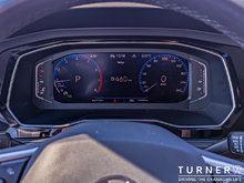 2024 Volkswagen Jetta HIGHLINE FORMER TURNER SERVICE LAONER / FRONT WHEEL DRIVE / LEATHER SEATS