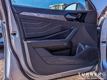 2024 Volkswagen Jetta HIGHLINE FORMER TURNER SERVICE LAONER / FRONT WHEEL DRIVE / LEATHER SEATS