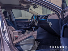 2024 Volkswagen Jetta HIGHLINE FORMER TURNER SERVICE LAONER / FRONT WHEEL DRIVE / LEATHER SEATS
