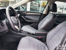 2025 Volkswagen Jetta Comfortline FWD | LOW KM