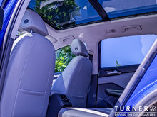 2022 Volkswagen Taos COMFORTLINE 4-MOTION ALL-WHEEL DRIVE / LIGHT COLOR INTERIOR / HEATED SEATS & MIRRORS