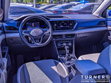 2022 Volkswagen Taos COMFORTLINE 4-MOTION ALL-WHEEL DRIVE / LIGHT COLOR INTERIOR / HEATED SEATS & MIRRORS