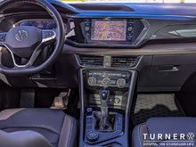 2023 Volkswagen Taos HIGHLINE ALL WHEEL DRIVE / HEATED AND COOLED SEATS / REMOTE ENGINE START