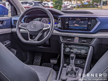 2024 Volkswagen Taos COMFORTLINE ALL WHEEL DRIVE / PANORAMIC ROOF / HEATED SEATS & STEERING WHEEL