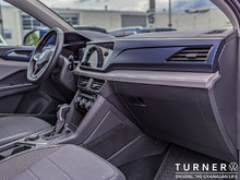 2024 Volkswagen Taos COMFORTLINE ALL WHEEL DRIVE / PANORAMIC ROOF / HEATED SEATS & STEERING WHEEL