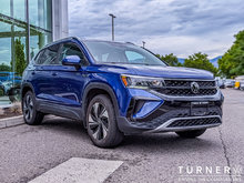 2024 Volkswagen Taos COMFORTLINE ALL WHEEL DRIVE / PANORAMIC ROOF / HEATED SEATS & STEERING WHEEL