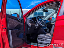 2024 Volkswagen Taos HIGHLINE FORMER SERVICE LOANER / ONLY 8,539KMS / 4-MOTION ALL WHEEL DRIVE