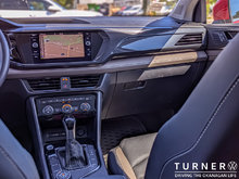 2024 Volkswagen Taos HIGHLINE FORMER SERVICE LOANER / ONLY 8,539KMS / 4-MOTION ALL WHEEL DRIVE