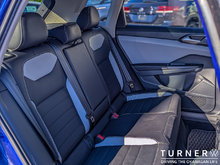 2024 Volkswagen Taos HIGHLINE FORMER SERVICE LOANER / LOW KILOMETERS / LEATHER SEATS