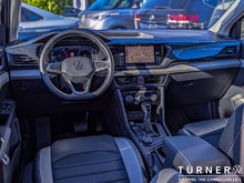 2024 Volkswagen Taos HIGHLINE FORMER SERVICE LOANER / LOW KILOMETERS / LEATHER SEATS