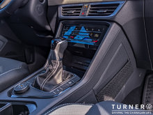 2025 Volkswagen Taos HIGHLINE 4-MOTION ALL WHEEL DRIVE / LEATHER SEATS / HEATED & VENTED SEATS