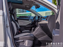 2025 Volkswagen Taos HIGHLINE 4-MOTION ALL WHEEL DRIVE / LEATHER SEATS / HEATED & VENTED SEATS
