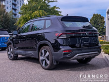 2025 Volkswagen Taos TRENDLINE FORMER TURNER SERVICE LOANER / ALL WHEEL DRIVE / SHAWDOW BLUE INTERIOR