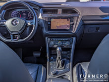 2018 Volkswagen TIGUAN 2.0 TRACK4M147 TSIA6A 2.0T HIGHLINE AUTOMATIC 4MOTION ALL-WHEEL DRIVE / LEATHER SEATS / PANORAMIC SUNROOF