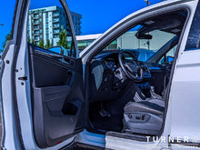 2021 Volkswagen Tiguan 2.0TSI HIGHLINE 8-SPEED AUTOMATIC 4MOTION LEATHER SEATS / ALL-WHEEL DRIVE / 360 CAMERA