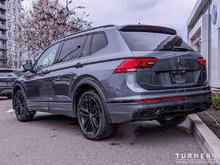 2022 Volkswagen Tiguan 2.0TSI COMFORTLINE R-LINE BLACK EDITION 8-SPEED AUTOMATIC 4MOTION TURNER DRIVEN / REMOTE START / PANORAMIC SUNROOF