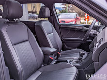 2022 Volkswagen Tiguan 2.0TSI COMFORTLINE R-LINE BLACK EDITION 8-SPEED AUTOMATIC 4MOTION TURNER DRIVEN / REMOTE START / PANORAMIC SUNROOF