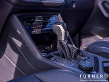 2023 Volkswagen Tiguan COMFORTLINE R-LINE BLACK EDITION 4-MOTION ALL-WHEEL DRIVE / PREMIUM SYNTHETIC INTERIOR / PANORAMIC ROOF