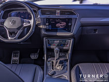 2023 Volkswagen Tiguan COMFORTLINE R-LINE BLACK EDITION 4-MOTION ALL-WHEEL DRIVE / PREMIUM SYNTHETIC INTERIOR / PANORAMIC ROOF