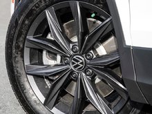 2024 Volkswagen Tiguan Comfortline Free Winter Tire Package (Wheels and Rims) with any NEW In-Stock 2024 Volkswagen!