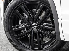 2024 Volkswagen Tiguan Comfortline R-Line Black Edition Free Winter Tire Package (Wheels and Rims) with any NEW In-Stock 2024 Volkswagen!