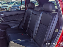 2024 Volkswagen Tiguan COMFORTLINE R-LINE BLACK EDITION FORMER SERVICE LOANER / 4 MOTION ALL WHEEL DRIVE / PREMIUM SYNTHETIC INTERIOR
