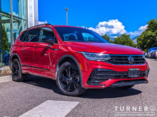 2024 Volkswagen Tiguan COMFORTLINE R-LINE BLACK EDITION FORMER SERVICE LOANER / 4 MOTION ALL WHEEL DRIVE / PREMIUM SYNTHETIC INTERIOR