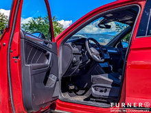 2024 Volkswagen Tiguan COMFORTLINE R-LINE BLACK EDITION FORMER SERVICE LOANER / 4 MOTION ALL WHEEL DRIVE / PREMIUM SYNTHETIC INTERIOR
