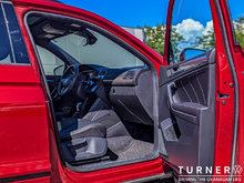 2024 Volkswagen Tiguan COMFORTLINE R-LINE BLACK EDITION FORMER SERVICE LOANER / 4 MOTION ALL WHEEL DRIVE / PREMIUM SYNTHETIC INTERIOR