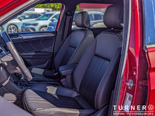 2024 Volkswagen Tiguan COMFORTLINE R-LINE BLACK EDITION FORMER SERVICE LOANER / 4 MOTION ALL WHEEL DRIVE / PREMIUM SYNTHETIC INTERIOR