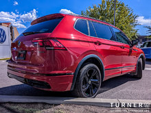 2024 Volkswagen Tiguan COMFORTLINE R-LINE BLACK EDITION FORMER SERVICE LOANER / 4 MOTION ALL WHEEL DRIVE / PREMIUM SYNTHETIC INTERIOR